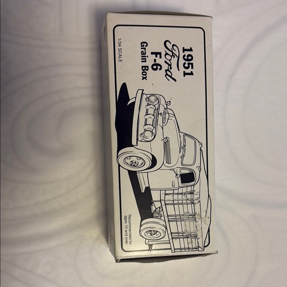 New First Gear Ford F-6 Grain Box Die-Cast Truck